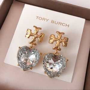 NWOT Tory Burch Gold Logo Roxanne Clear Crystal Heart Stud Earrings